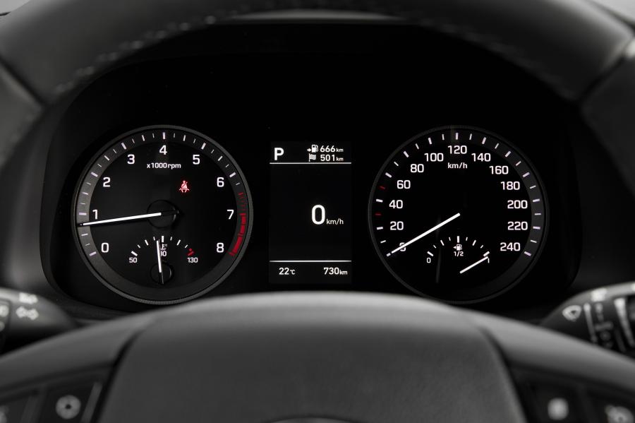 Панель приборов Hyundai Tucson (TL) 2018 года  (CIS) (фото 14 из 40)